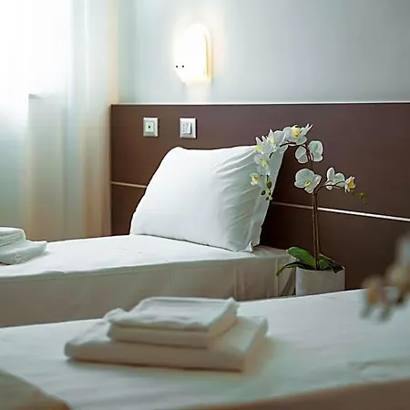 Otel Commercio 2*